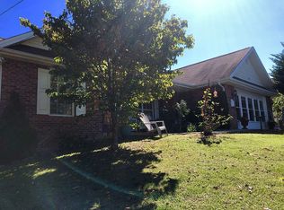 8 Humming Bird Pl, Jonesborough, TN 37659