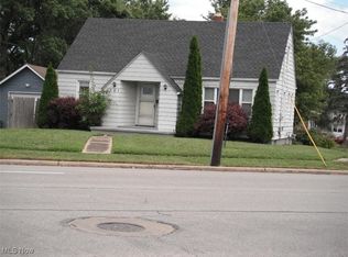 1301 Lake Ave, Elyria, OH 44035
