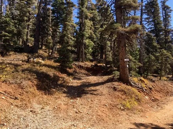 6210 W Muley Dr, Alton, UT 84710