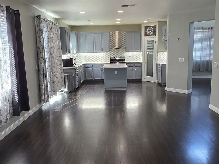 2434 Digerud Dr #2434 — Photo 6
