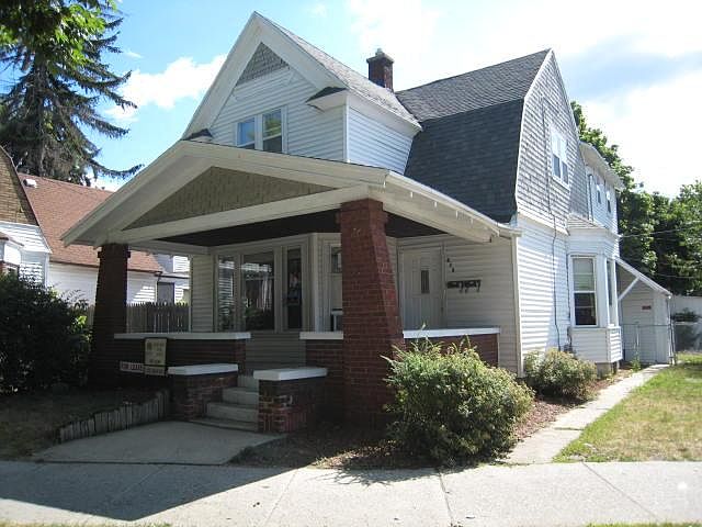 1st image of 718 Stocking Ave NW #1