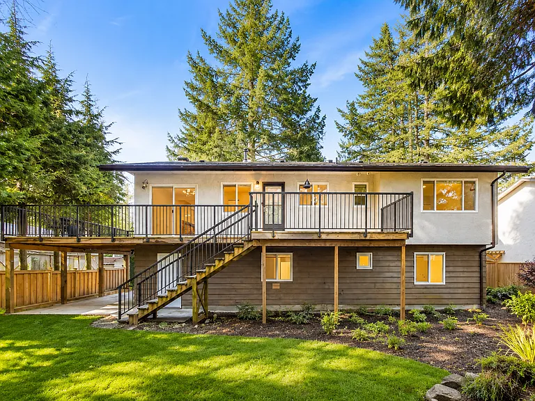 2555 Tuohey Ave — Photo 9