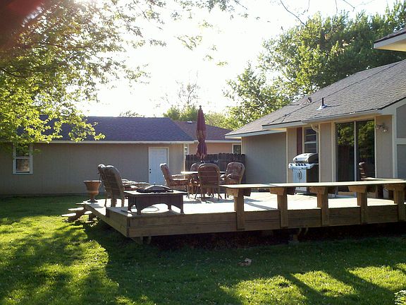 3rd image of 913 E 32nd Ave