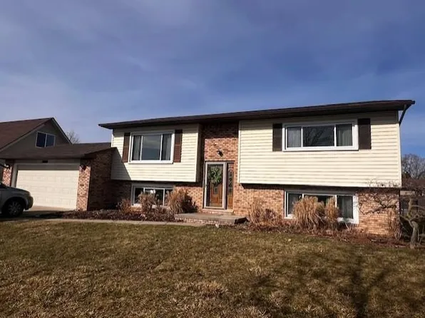 70237 Chaucer Dr, Richmond, MI 48062