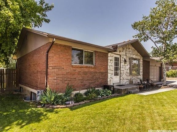 2nd image of 2229 W Samuel Dr