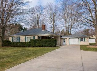 51911 Currant Rd, Granger, IN 46530