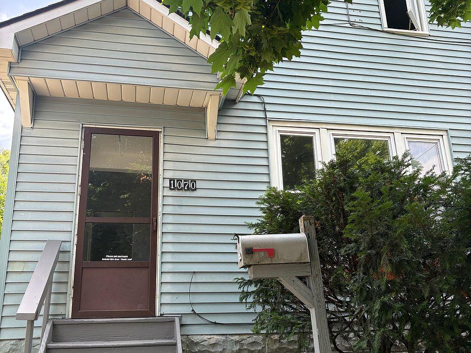 1st image of 1070 Elizabeth Ave NW