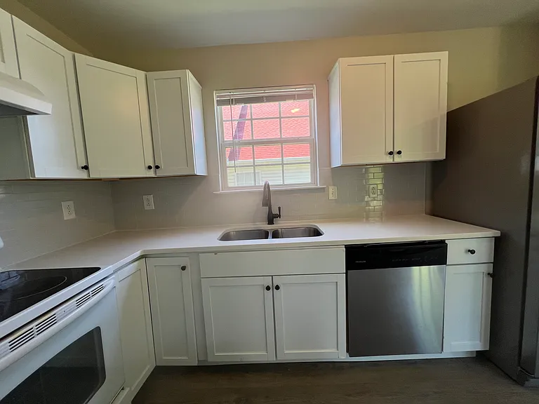 2812 Hydes Ferry Rd — Photo 14