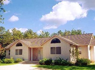 11 Adam Ln, Westhampton Beach, NY 11978