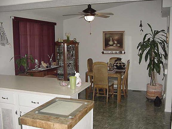 3rd image of 2617 E Aire Libre Street
