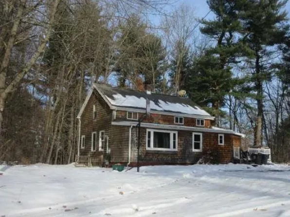 22 Wood Road Ext, Westfield, MA 01085