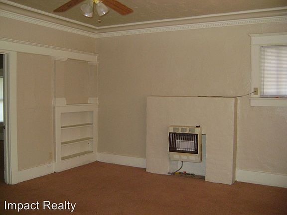 3rd image of 782 Vine St