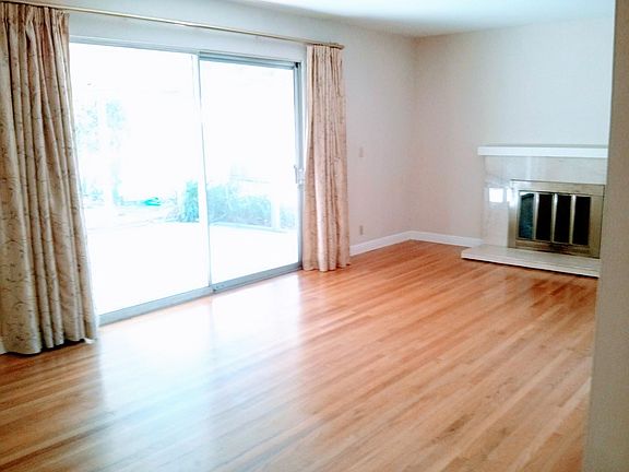 5th image of 3441 Jenkins Ave