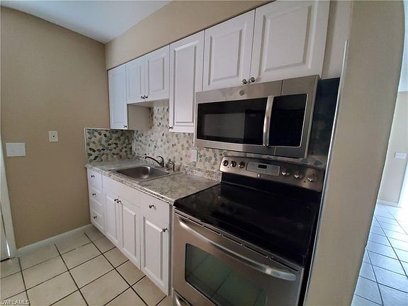 3rd image of 4153 Pine Drop Ln