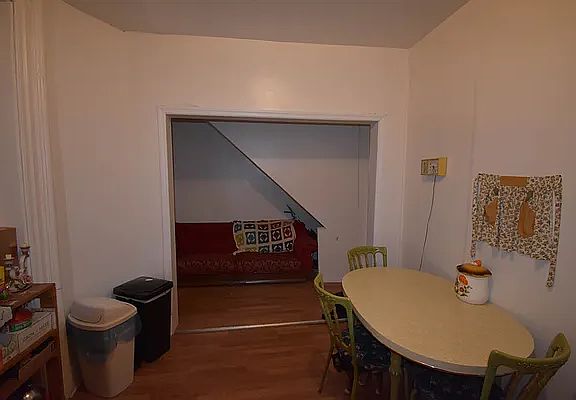4th image of 28 Van Buren St #2B