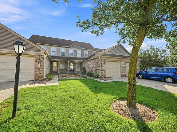 2nd image of 4083 Hunters Cir W