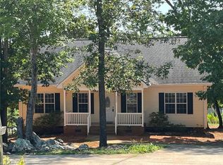 2527 Peppertree Ridge Rd, Randleman, NC 27317