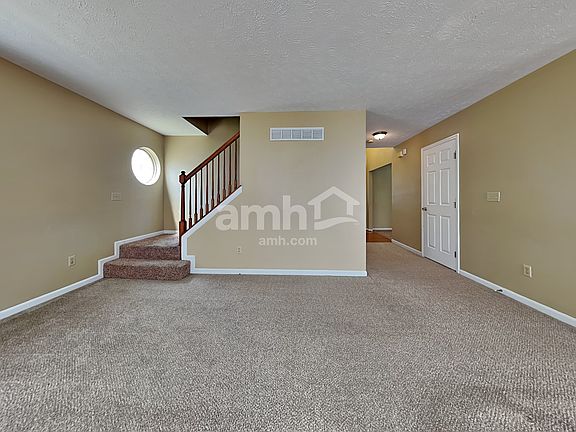 5th image of 998 Grandstone Ct
