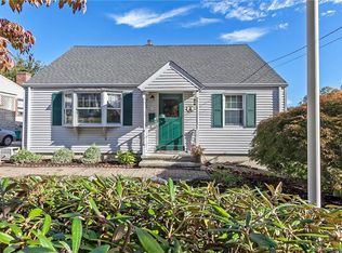 86 Elmhurst Ave, Stratford, CT 06614
