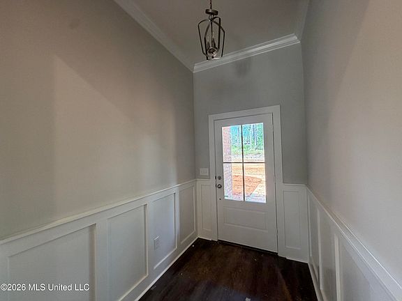 4th image of 225 Walter Jones Rd