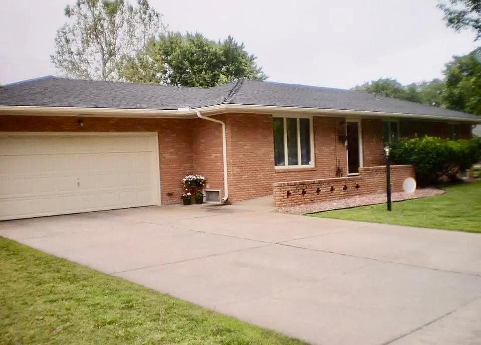 1st image of 3100 Cornell Dr