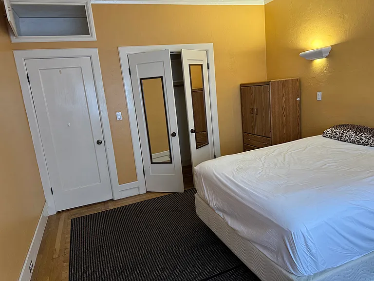 731 Mandana Blvd — Photo 8