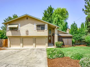 118 Oxford Pl, Medford, OR