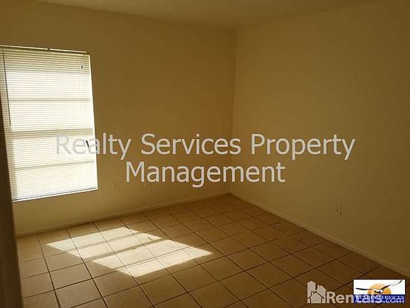 5th image of 2510 Central Ave APT 1