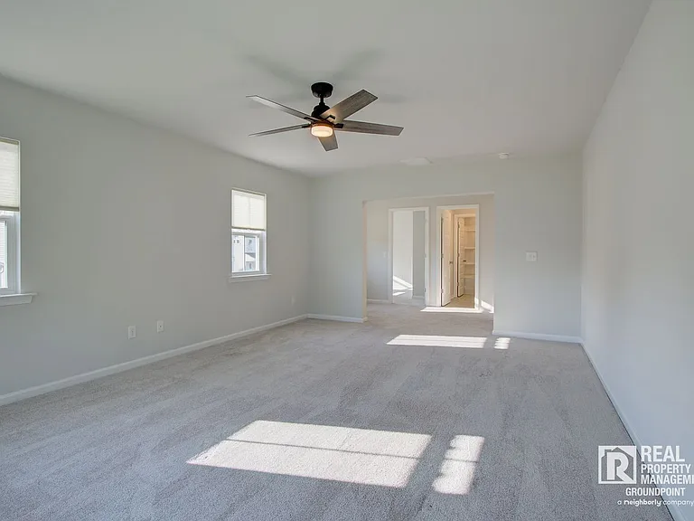 137 Paddle Boat Way — Photo 32