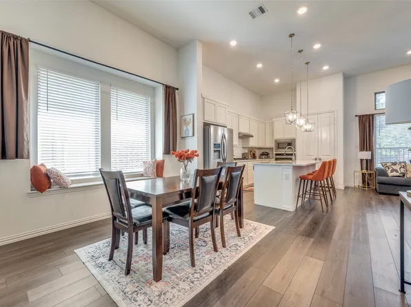 9839 Romo St, Irving, TX 75063