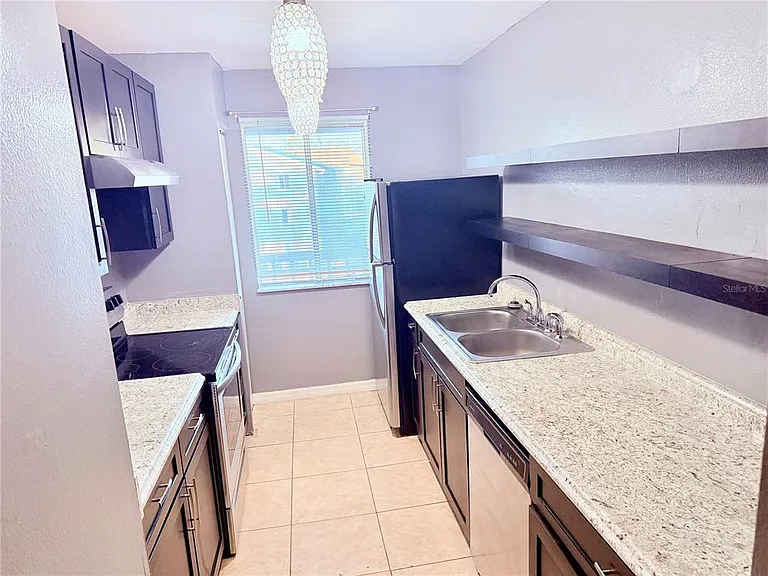 6519 W Newberry Rd #211 — Photo 8