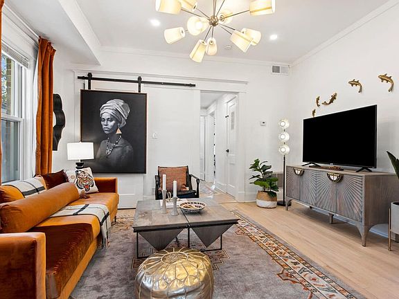 2nd image of 1187 N Mayfield Ave #30307-1-ID1049032P