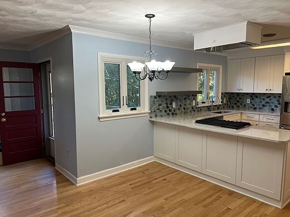 3rd image of 2300 Sterling Point Dr