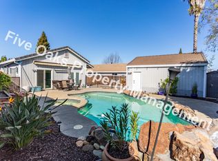 422 Carlson Way, Folsom, CA 95630