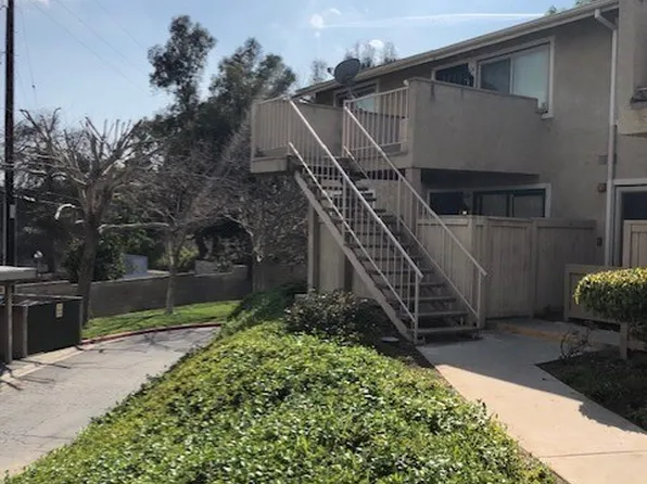 624 Bridgeport Cir #5, Fullerton, CA 92833