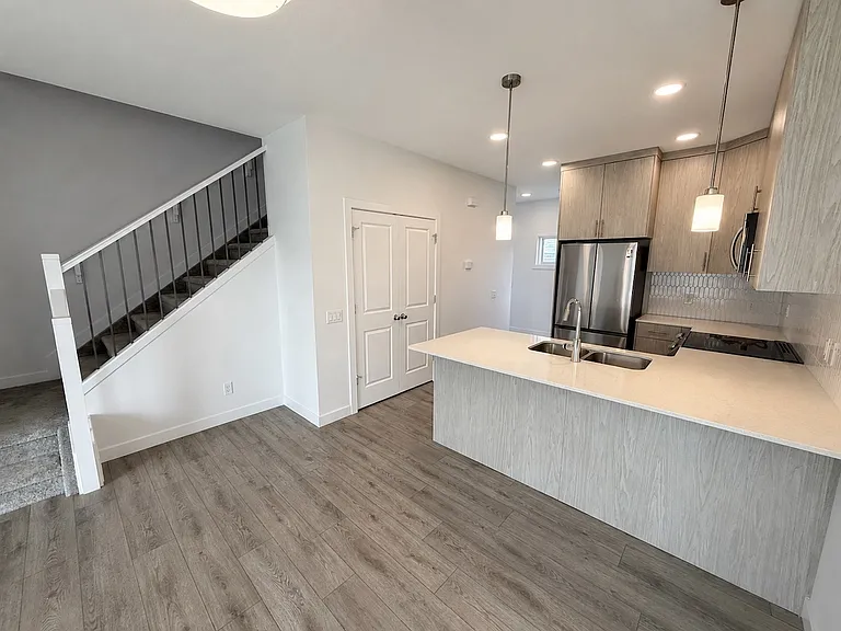 2957 Coughlan Grn SW — Photo 2