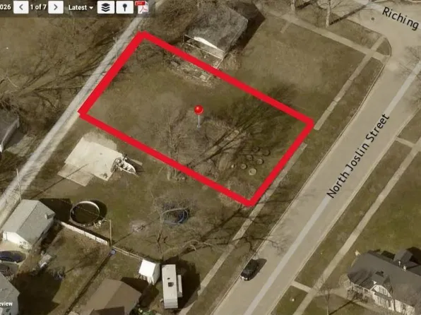 707 N Joslin St, Charles City, IA 50616