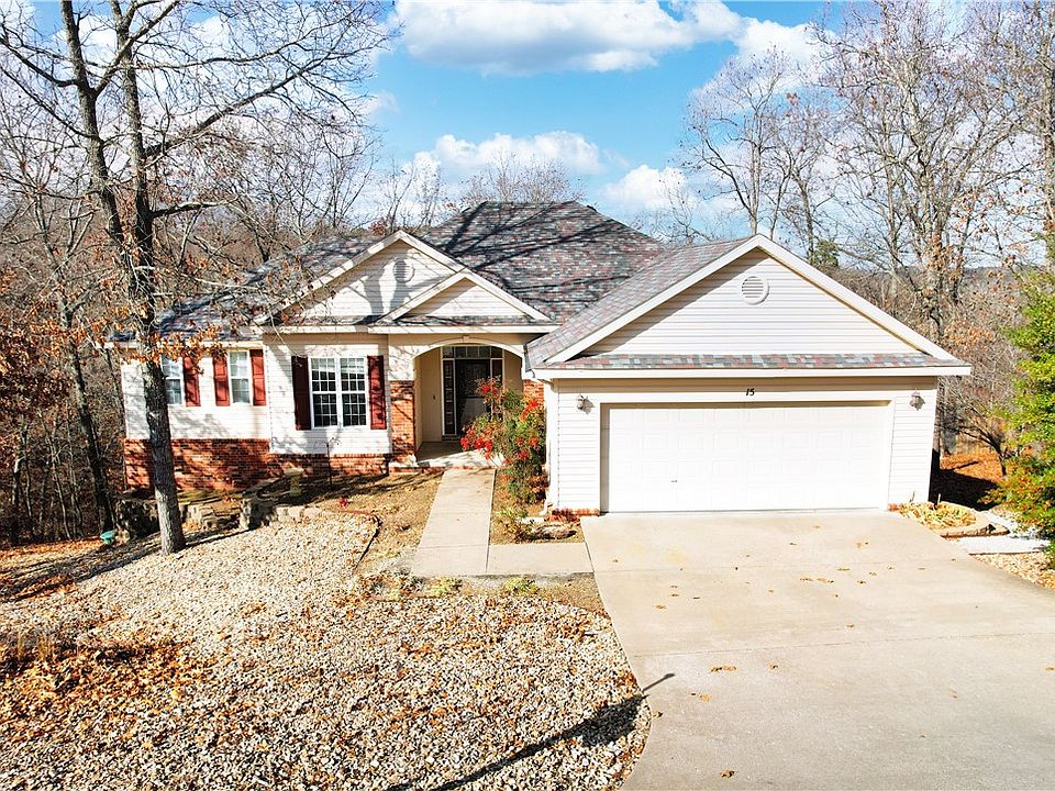 1st image of 15 Cambria Dr