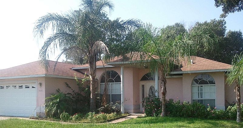 1st image of 608 McKinley Ct