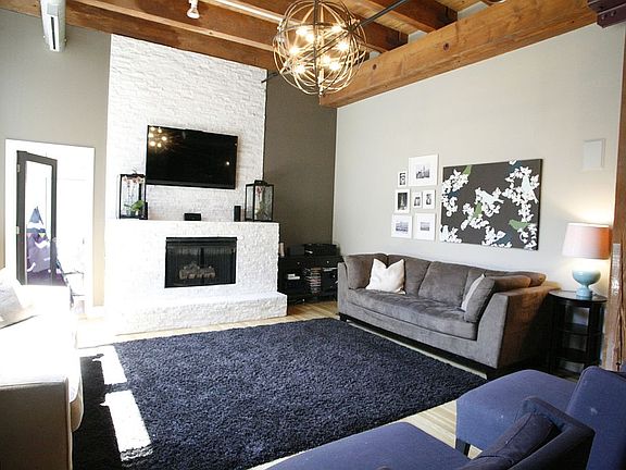 3rd image of 1727 S Indiana Ave APT 314