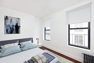 Rented by R New York