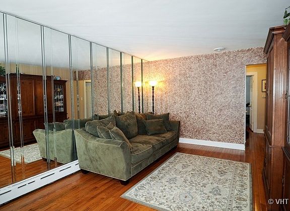 2nd image of 7434 W Palatine Ave