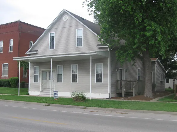 204 E Hanover St, New Baden, IL 62265