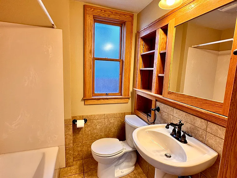 1101 Cleveland Ave S #1 — Photo 13