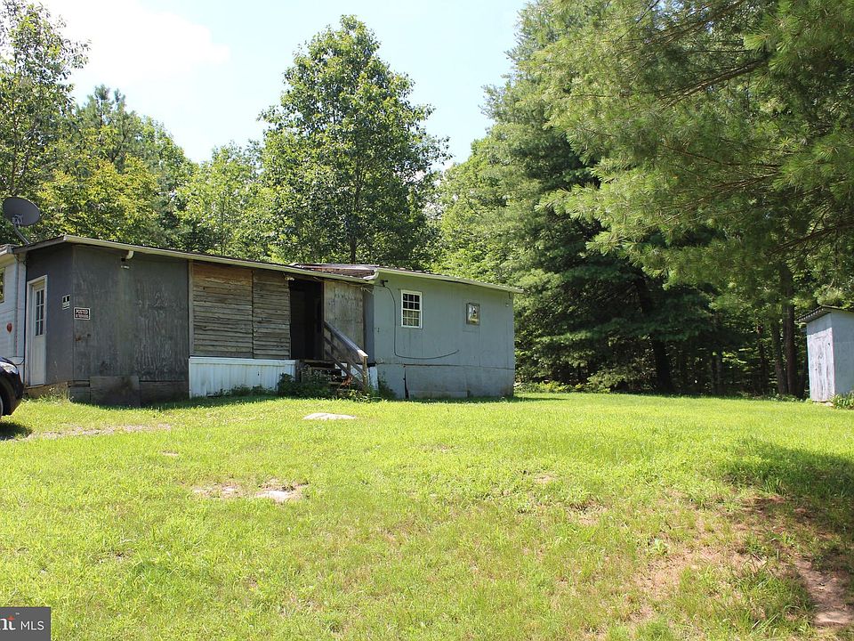 1st image of 202 Beagle Dr