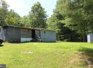 202 Beagle Dr, Wardensville, WV 26851