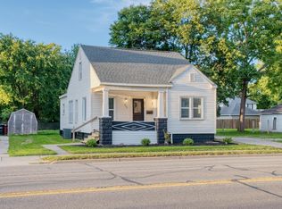 617 E Main St, Owosso, MI 48867