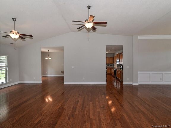 4th image of 2935 Tallgrass Bluff Blvd #61