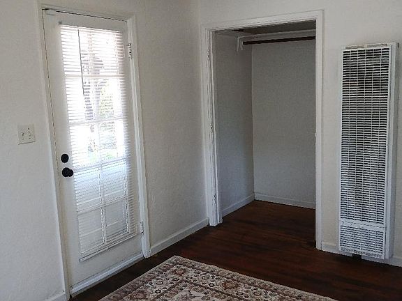 3rd image of 120 Trinity St APT 7