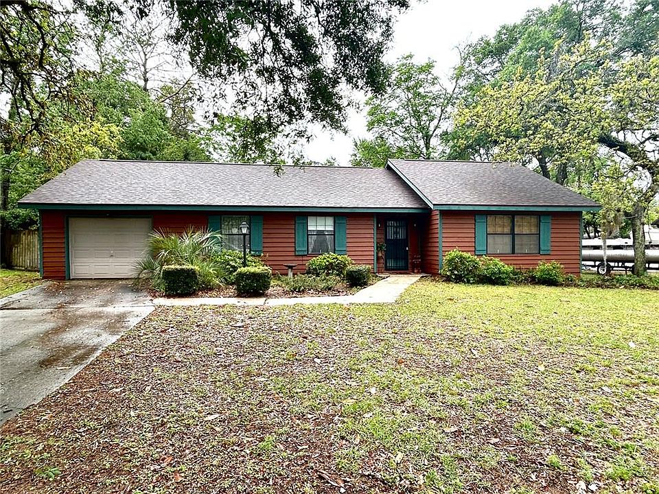 1st image of 2560 NE 46th Ln